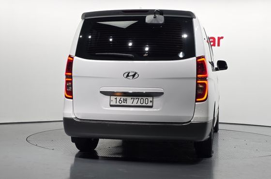 Hyundai Starex Urban 9-Seater Exclusive — пробег 87 724 км — фото 4 из 5