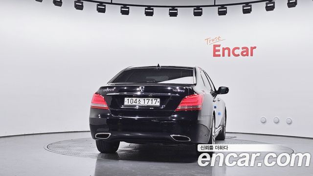 Hyundai Equus из Кореи Encar