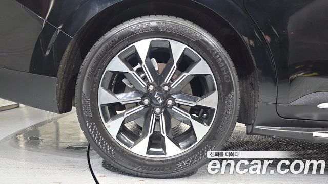 Kia Carnival 7-Seater Signature — пробег 107 130 км — фото 5 из 5