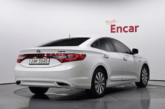 Hyundai Grandeur Premium — пробег 120 573 км — фото 2 из 5