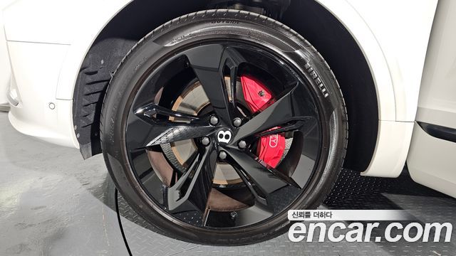Bentley Bentayga из Кореи Encar