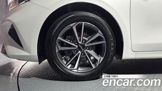 Kia K3 из Кореи Encar