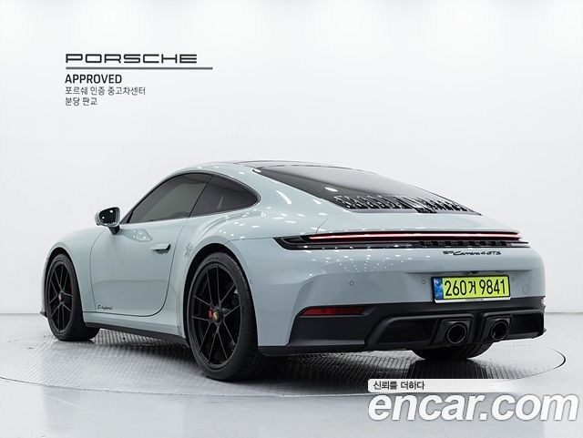 Porsche 911 Carrera 4 GTS — пробег 3 600 км — фото 2 из 5