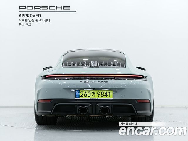 Porsche 911 Carrera 4 GTS — пробег 3 600 км — фото 4 из 5