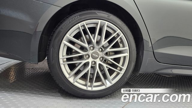 Genesis G70 из Кореи Encar