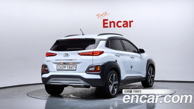 Hyundai Kona из Кореи Encar