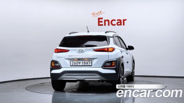 Hyundai Kona из Кореи Encar