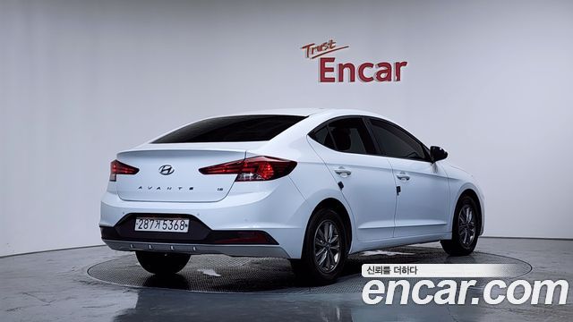 Hyundai AVANTE из Кореи Encar