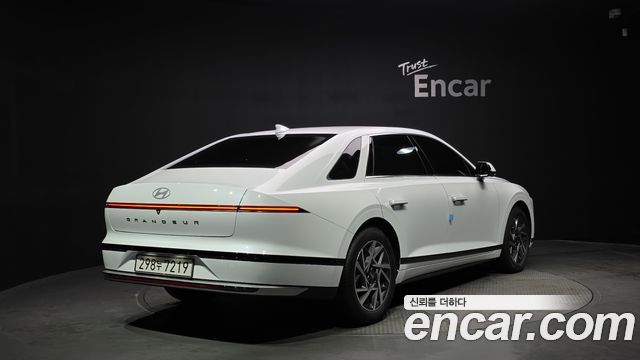Hyundai Grandeur из Кореи Encar