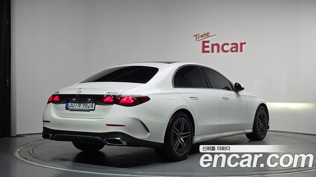 Mercedes-Benz E-Class из Кореи Encar