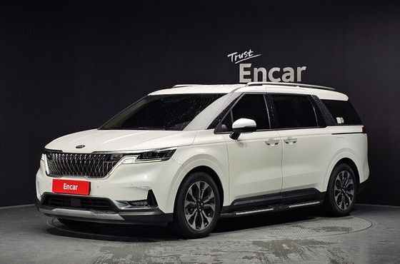 Kia Carnival 9-Seater Signature — пробег 60 063 км — фото 1 из 5