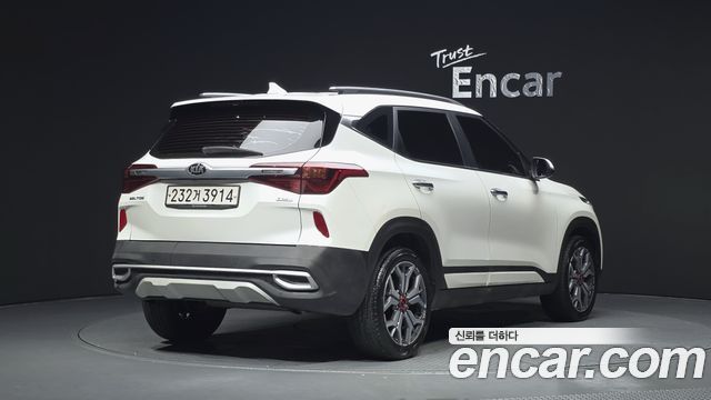 Kia Seltos из Кореи Encar