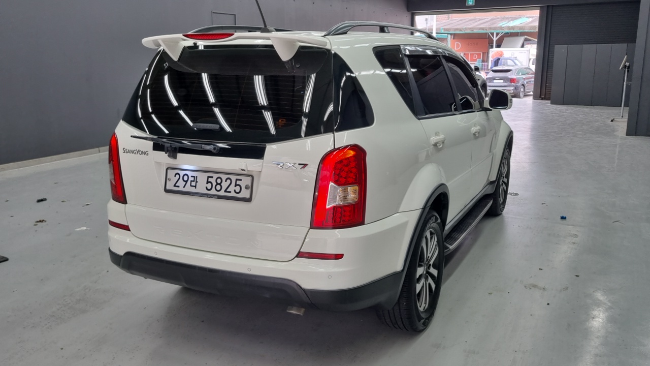 Ssangyong Rexton из Кореи Encar
