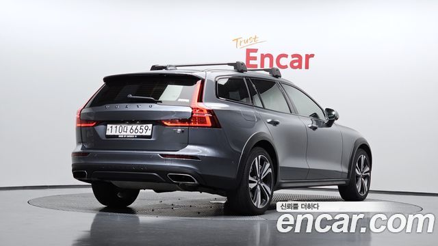 Volvo V60 из Кореи Encar