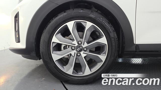Kia Stonic из Кореи Encar