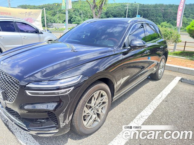 Genesis GV70 2.5T Gasoline 2WD — пробег 13 000 км — фото 2 из 5
