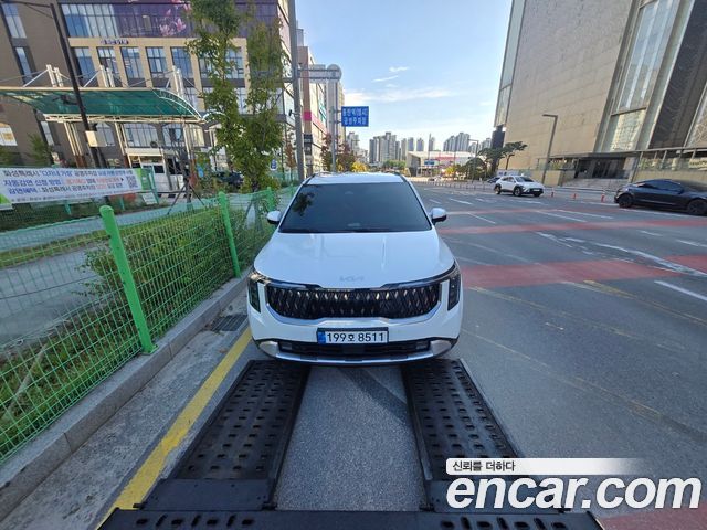 Kia Carnival HEV 9 seater Prestige — пробег 6 400 км — фото 1 из 5
