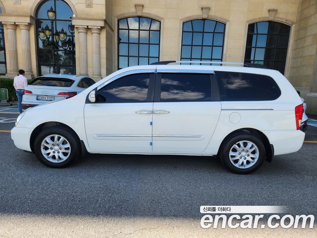 Kia Carnival Grand Carnival GLX Deluxe — пробег 202 790 км — фото 3 из 5