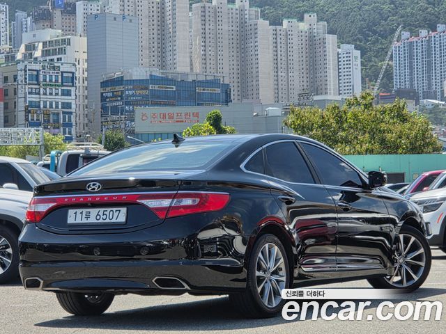 Hyundai Grandeur HG300 Exclusive Special — пробег 221 238 км — фото 4 из 5