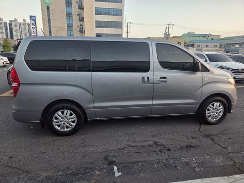 Hyundai Starex Van 3-Seater Smart — пробег 124 000 км — фото 5 из 5
