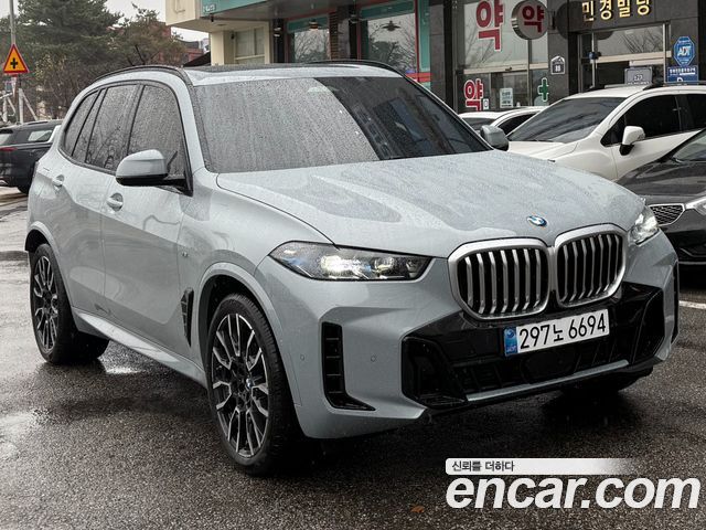 BMW X5 xDrive 40i M Sport — пробег 3 600 км — фото 2 из 5