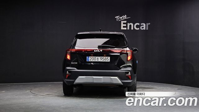 Kia Seltos из Кореи Encar