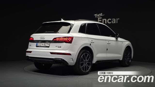 Audi Q5 45 TFSI Quattro Premium — пробег 10 816 км — фото 2 из 5