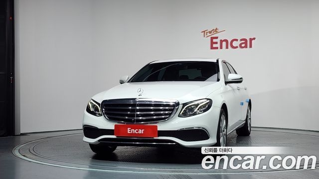 Mercedes-Benz E-Class из Кореи Encar