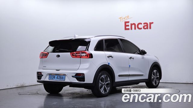 Kia Niro Noblesse — пробег 167 180 км — фото 2 из 5