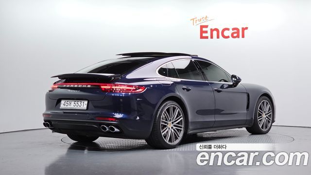 Porsche Panamera 3.0 AWD — пробег 94 570 км — фото 2 из 5