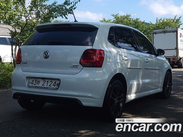 Volkswagen Polo из Кореи Encar
