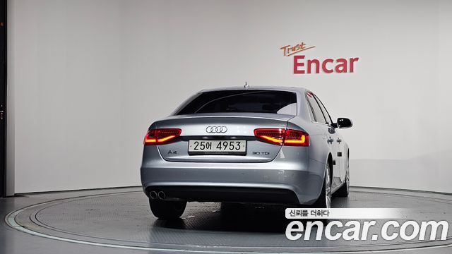 Audi A4 30 TDI Dynamic B8 — пробег 83 877 км — фото 4 из 5