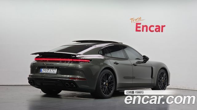 Porsche Panamera 4.0 GTS — пробег 9 238 км — фото 2 из 5