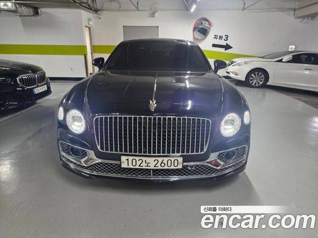 Bentley Flying Spur 4.0 — пробег 77 746 км — фото 3 из 5