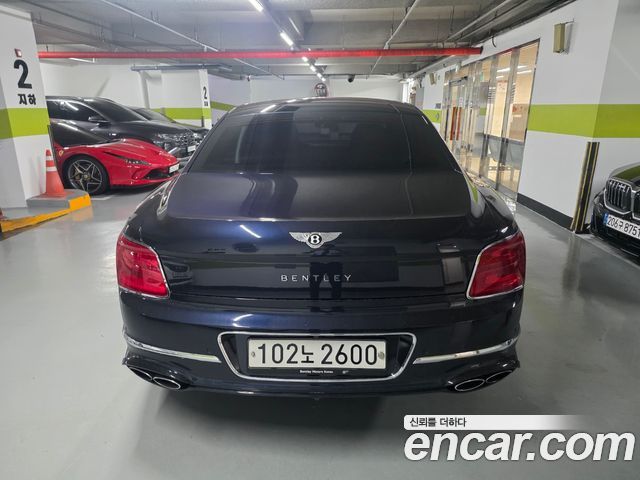 Bentley Flying Spur 4.0 — пробег 77 746 км — фото 4 из 5