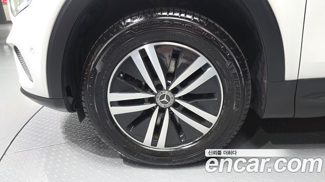 Mercedes-Benz GLB-Class из Кореи Encar