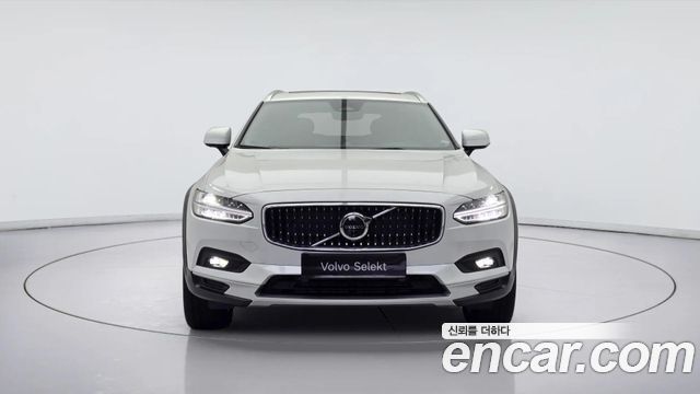 Volvo V90 B5 Ultra AWD — пробег 5 681 км — фото 2 из 5