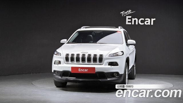 Jeep Cherokee 2.4 Longitude AWD — пробег 106 254 км — фото 3 из 5