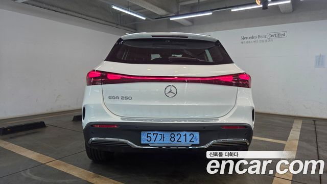 Mercedes-Benz EQA из Кореи Encar