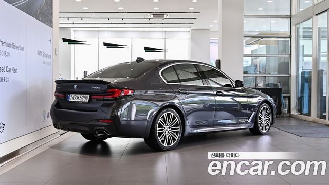 BMW 5-Series 523d xDrive M Sport — пробег 77 702 км — фото 2 из 5