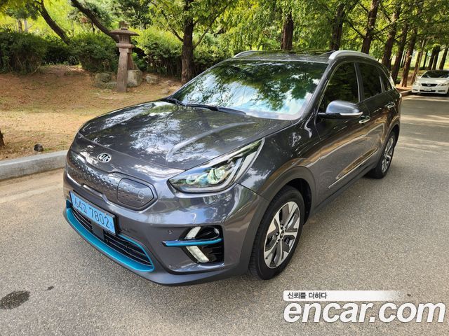 Kia Niro Noblesse — пробег 139 900 км — фото 1 из 5