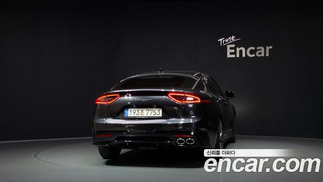 Kia Stinger из Кореи Encar