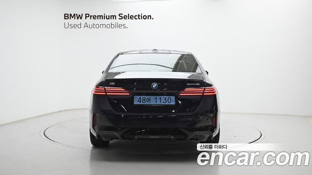 BMW i5 eDrive 40 M Sport — пробег 48 833 км — фото 4 из 5