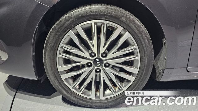Kia K7 из Кореи Encar