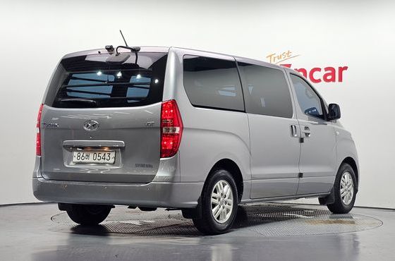 Hyundai Starex Van 3-Seater Smart — пробег 115 050 км — фото 2 из 5