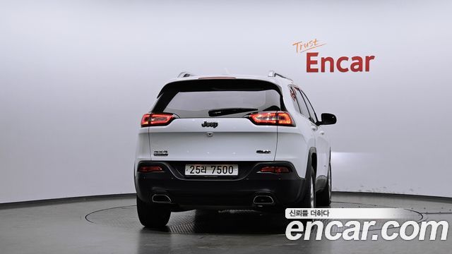Jeep Cherokee из Кореи Encar