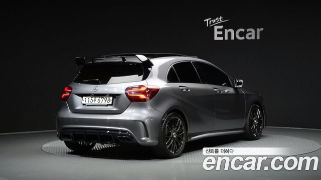 Mercedes-Benz A-Class A45 AMG 4MATIC — пробег 116 852 км — фото 2 из 5