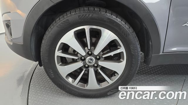 Ssangyong KORANDO 2.0 CVT 4WD Deluxe — пробег 109 665 км — фото 5 из 5
