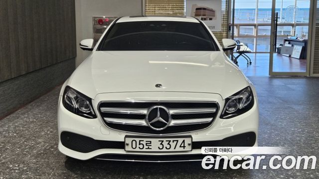 Mercedes-Benz E-Class из Кореи Encar