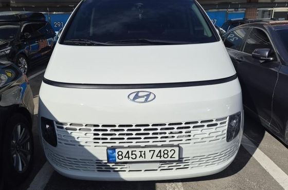Hyundai Staria Cargo 3-Seater Smart — пробег 46 765 км — фото 1 из 5